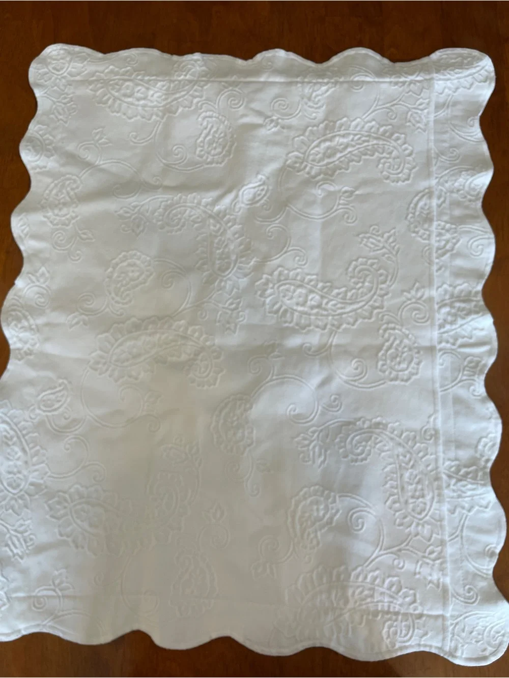 White Quilted Scalloped Edge Shams Set - 2 Piece, Standard Size